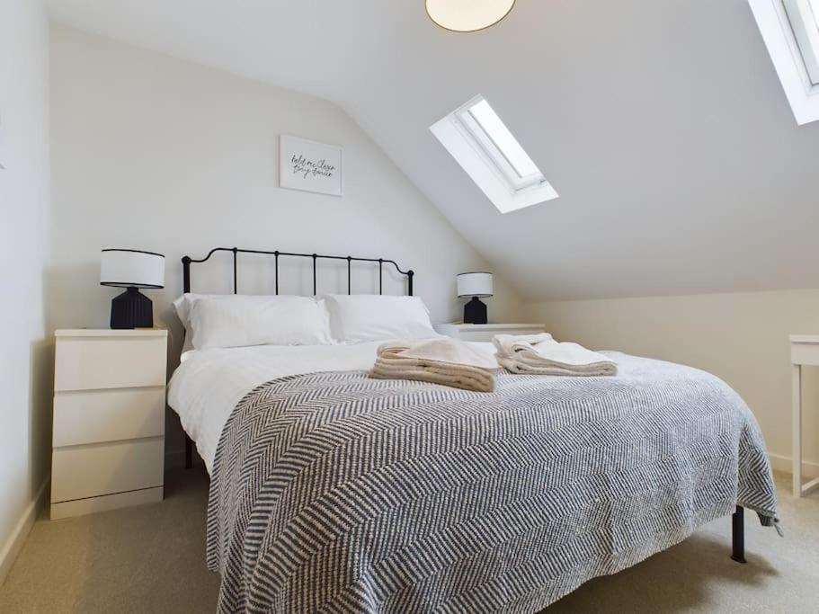 Arcadia House, Location With Parking, King Sized Beds And Wifi